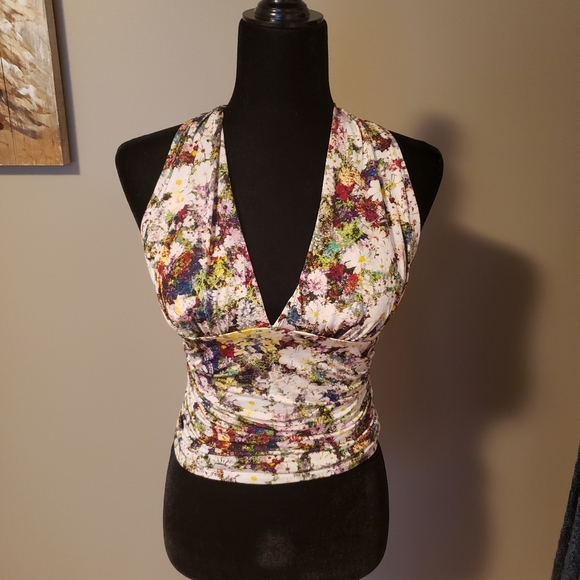 Guess halter top Size Small - Picture 5 of 10